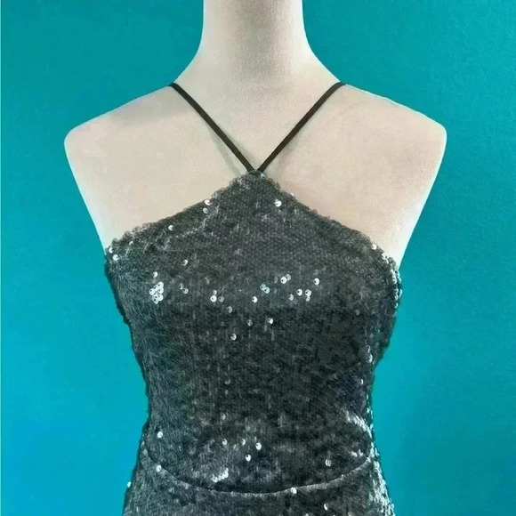 New with tags zara grey sequins mini bodycon dress in size medium - Picture 6 of 11